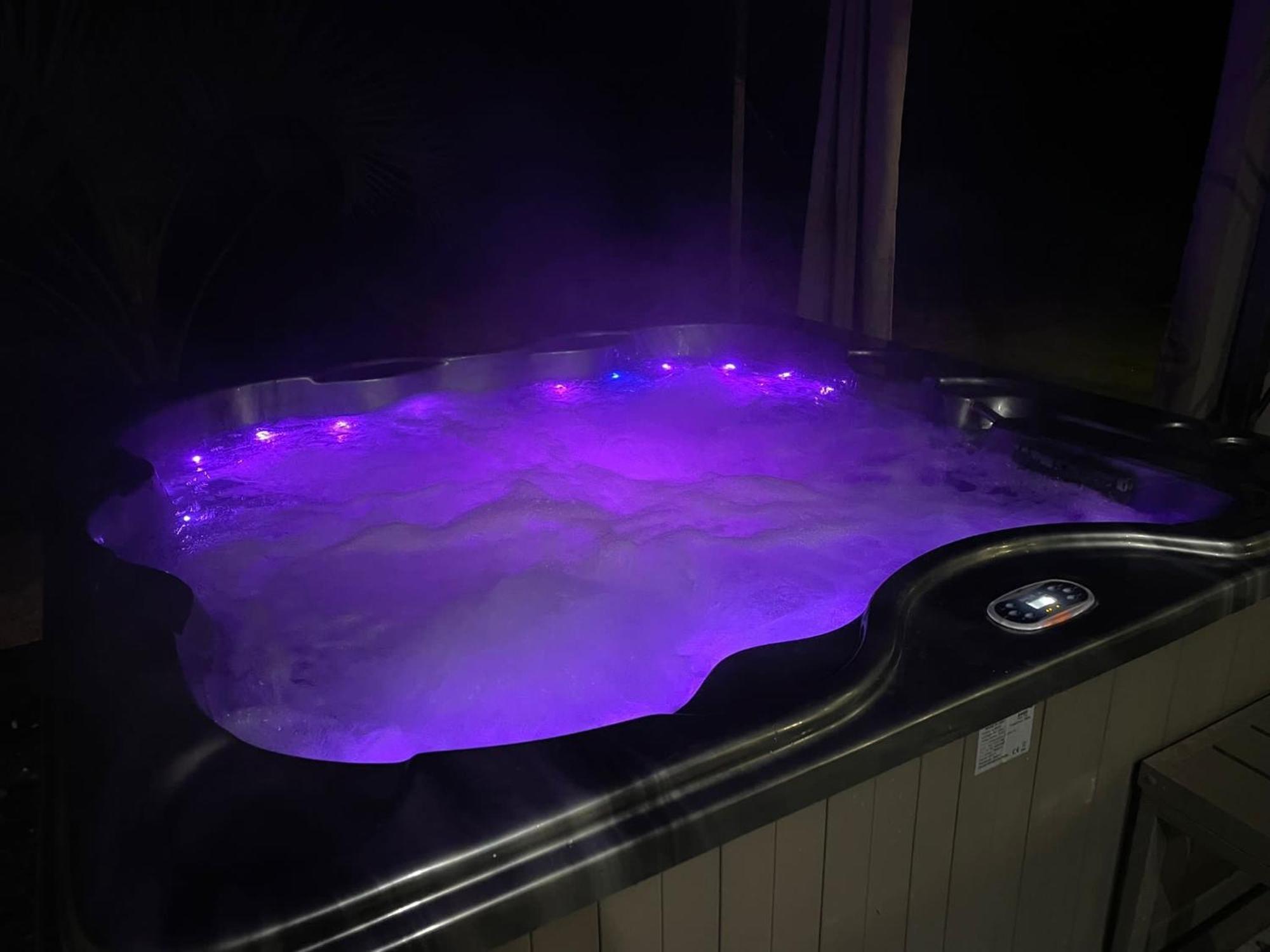 Maison Moderne Au Calme Avec Billard, Jacuzzi, Bain A Remous, Piscine, Babyfoot Labastide-du-Temple Extérieur photo